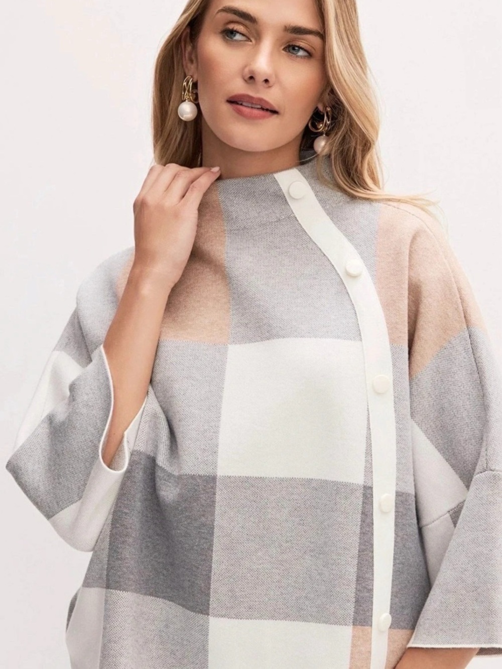 Joseph Ribkoff Checkered Cape in Gray & Pink large Like New